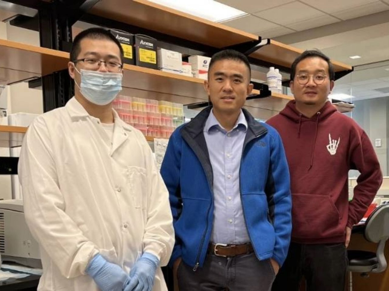 Dr. Pengpen Bi group photo